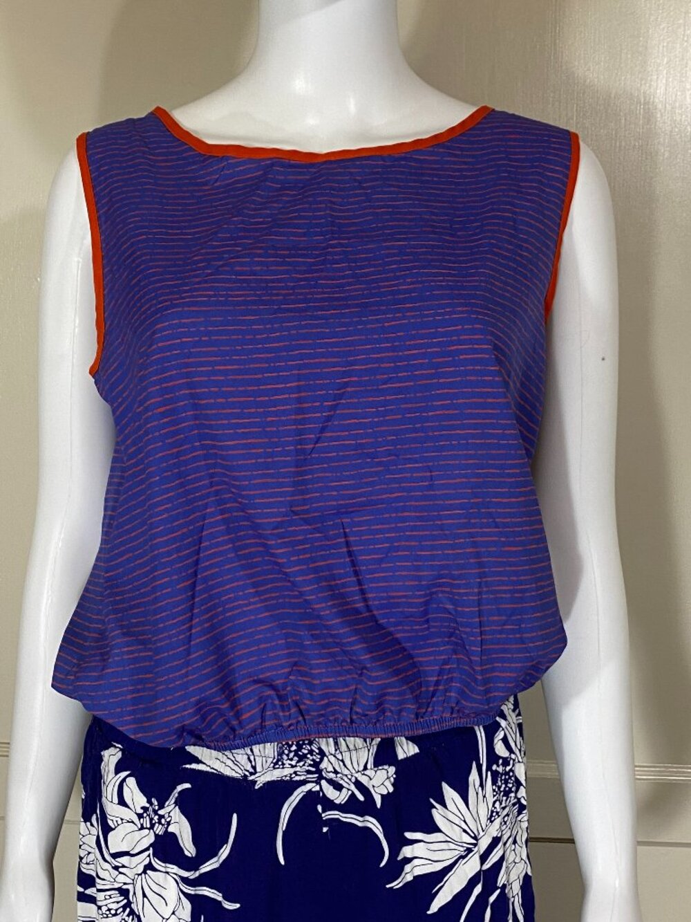 WallpapHER Blue and Red Stripe Sleeveless Top Blouse Boho Breezy Resort Women M
